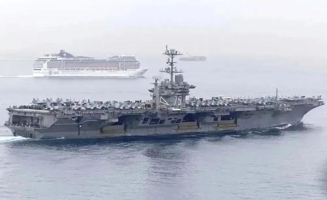 角子機:美軍核動力航母,撞傷後照片首曝光